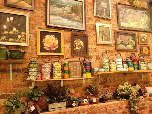5 Tempat Makan Bersuasana Desa di Cibubur, Mirip Kayak Jogja!