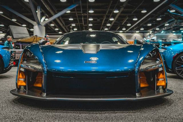 Ilustrasi untuk Harga McLaren Senna 2025. Sumber: Unsplash/Jasper Garratt