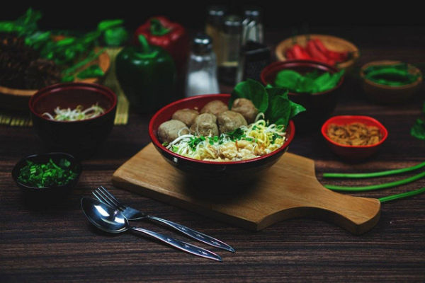 Bakso Cak Pitung. Foto hanya ilustrasi, bukan tempat sebenarnya. Sumber: Pixabay/ChanFactory