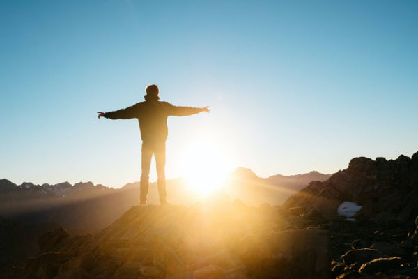 [Jalur Pendakian Gunung Ungaran via Mawar] Foto hanya ilustrasi, bukan tempat sebenarnya. Sumber: unsplash/Pablo H.