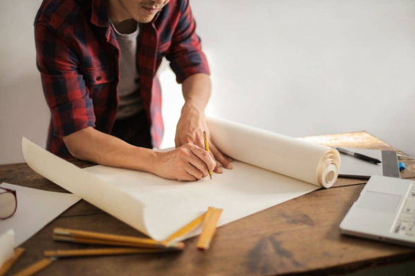 Ilustrasi penerapan akad istrishna dalam sektor konstruksi. Foto: Unsplash