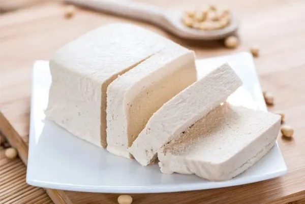 Cutting tofu