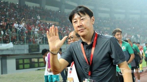 Shin Tae-yong (STY). Begini Nasib STY Usai Dipecat dari Pelatih Timnas Indonesia, Benarkah Bakal Direkrut untuk Latih Klub Ini?.