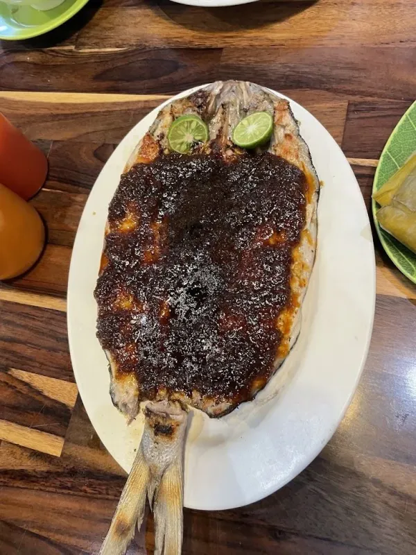Rekomendasi ikan bakar khas Makassar