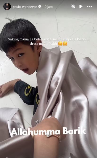 Postingan Paula bersama Kiano.