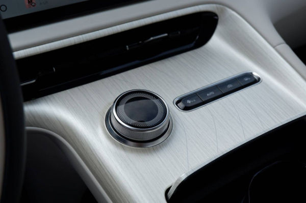 Media first impression mobil listrik Geely EX5 di China. Foto: Sena Pratama/kumparan