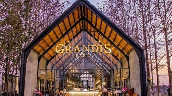 Grandis Barn
