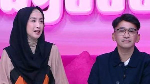 Desy Ratnasari mengaku sudah mengenalkan Ruben Onsu ke putrinya.