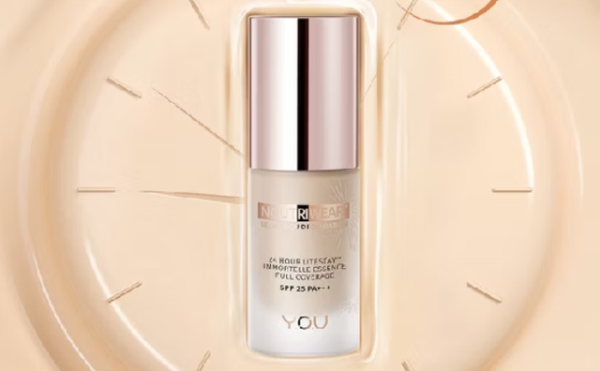 Foundation lokal yang bagus dan murah. Foto adalah YOU NoutriWear Velvet Liquid Foundation. Sumber foto: YOU Beauty Official Store