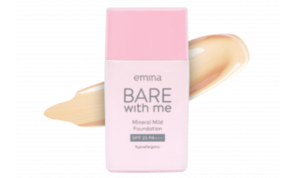 Foundation lokal yang bagus dan murah. Foto adalah Emina Bare With Me Mineral Mild Foundation. Sumber foto: eminacosmetics.com