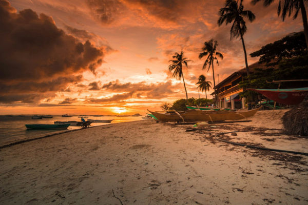 Pantai Sumur Pitu. Foto hanya ilustrasi, bukan tempat sebenarnya. Foto: dok. Unsplash/Zany Jadraque