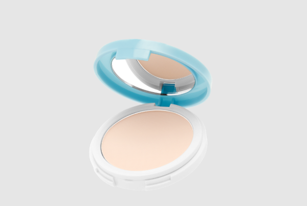 Bedak padat wardah untuk usia 40 tahun ke atas. Foto adalah Wardah Lightening BB Cake Powder. Sumber foto: wardahbeauty.com