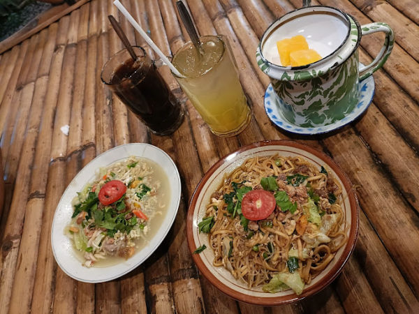 Bakmi Pak Kempet Solo