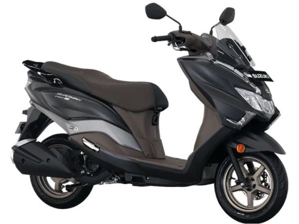 Tampilan motor matic baru Suzuki Burgman Street 125EX.