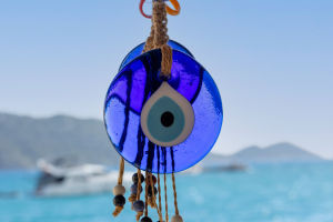 Seven DIY Decorating Ideas!