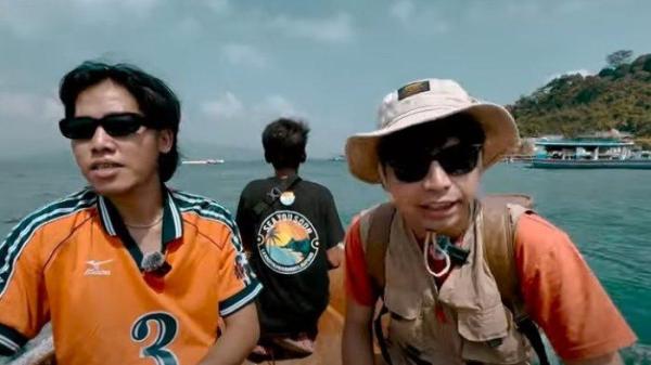 Dimas Ahmad yang kini keliling Indonesia.