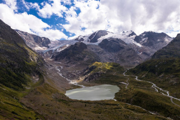 Ilustrasi Sejarah Gunung Telomoyo,Foto:Pexels/Igor Meghega