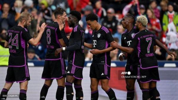 Pemain Bayern Munchen merayakan setelah gol kedua untuk Munich saat pertandingan sepak bola persahabatan Bayern Munich v AS Monaco di Unterhaching dekat Munich, Jerman selatan, pada 7 Agustus 2023. Christof STACHE / AFP