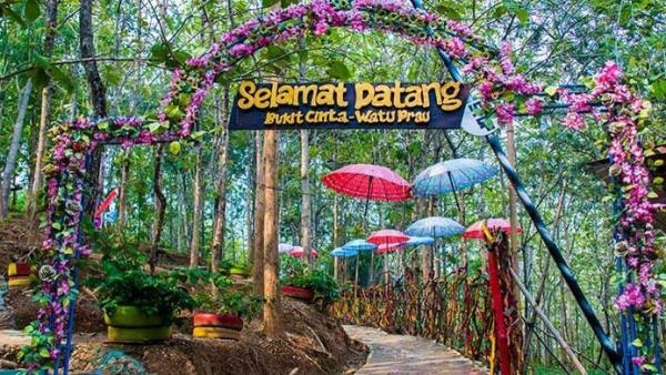 Bukit Cinta Watu Perahu, Klaten