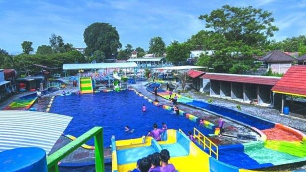 OBYEK WISATA KLATEN - Umbul Pelem Waterpark di Klaten