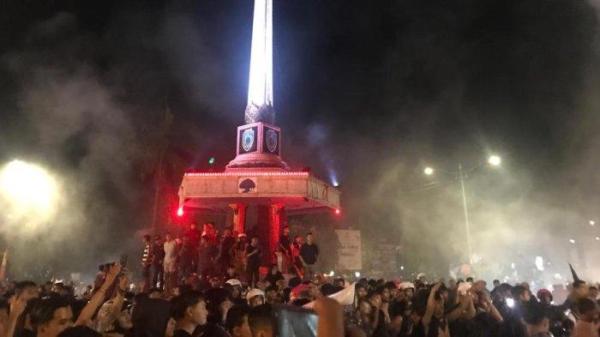 konvoi di Alun-Alun Jepara atas kemenangan melawan PSPS