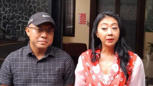 MANTAN SUAMI ASRI WELAS SELINGKUH - Asri mengungkap bahwa mantan suaminya terlibat dalam sebuah perselingkuhan.