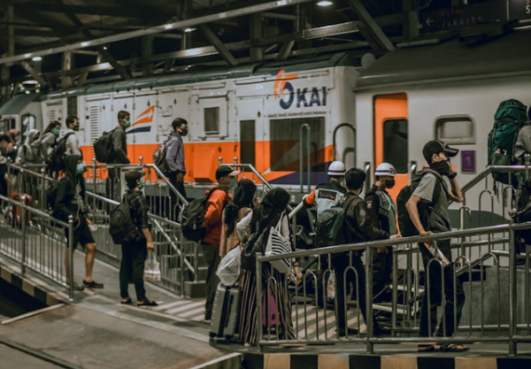 kereta progo ekonomi.<div class=