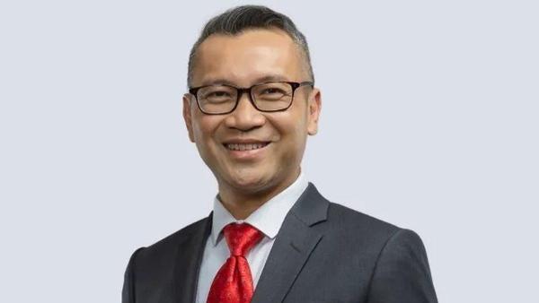 SOSOK MAYA KUSMAYA - Maya Kusmaya selaku Direktur Pemasaran Pusat dan Niaga PT Pertamina Patra Niaga ditetaplan menjadi tersangka kasus dugaan korupsi tata kelola minyak dan produksi kilang, Rabu (26/2/2025). Ia lulusan Teknik Kimia Institut Teknologi Bandung.