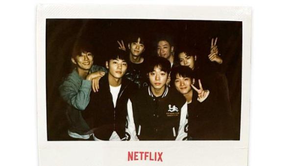 DRAKOR BARU NETFLIX - Poster drakor Weak Hero Class 2 yang dijadwalkan tayang kuartal 2 tahun 2025 di Netflix. Drakor ini dibintangi Park Ji Hoon, Ryeo Un, Choi Min Young, Yoo Su Bin, Bae Na Ra, Lee Min Jae, dan Lee Jun Young.