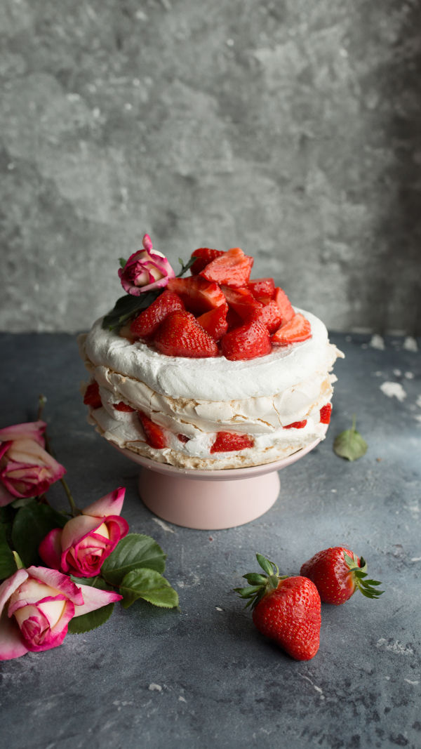 Strawberry Pavlova Cake