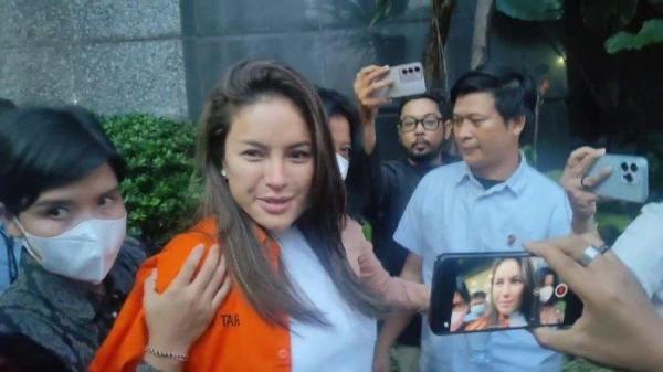 Nikita Mirzani resmi ditahan di Polda Metro Jaya Jakarta Pusat, Selasa (4/3/2025).