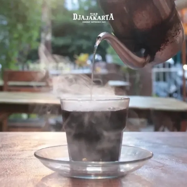 warkop di Malang yang punya suasana vintage