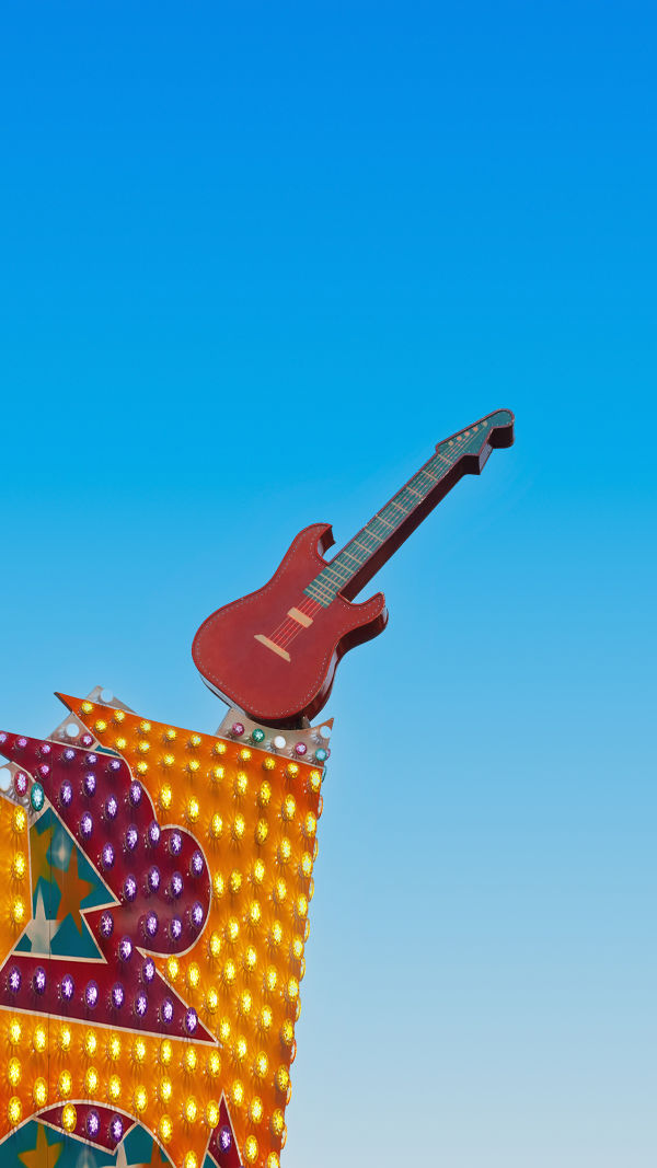 Fender Strat or Ibanez RG?