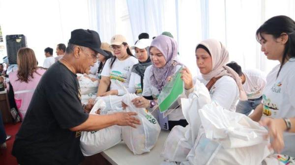 Srikandi PLN UID Sumut Turut Jadi Penggerak Pasar Murah Ramadan 2