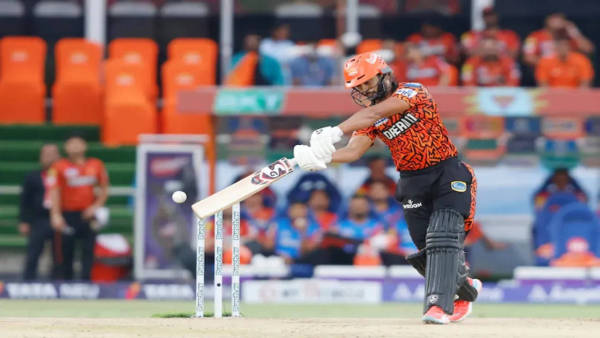 IPL 2025 Chennai Super Kings: Rahul Tripathi का जीवन परिचय, उम्र, पत्नी, आय, रिकॉर्ड्स, फैमली और जीवन से जुडी कुछ दिलचस्प बातें