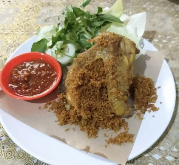 Puas Mantap! Makan di 5 Ayam Goreng yang Terkenal di Jogja