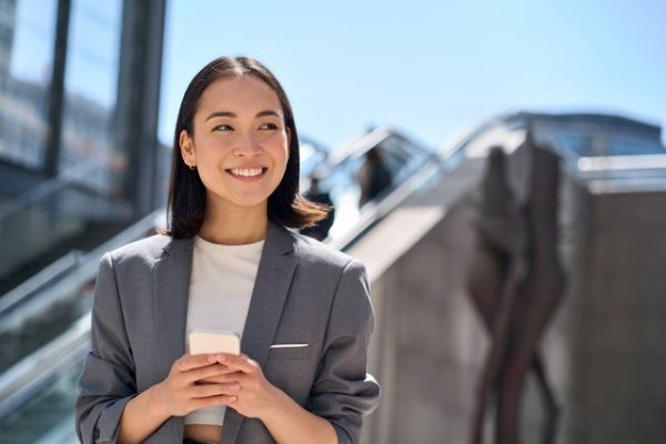 Ilustrasi wanita karier. Foto: Shutterstock