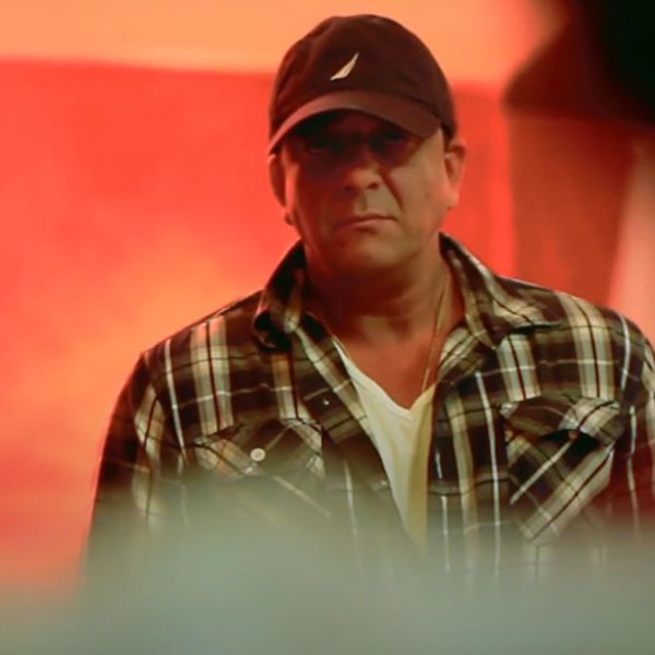 Department sanjay dutt look police