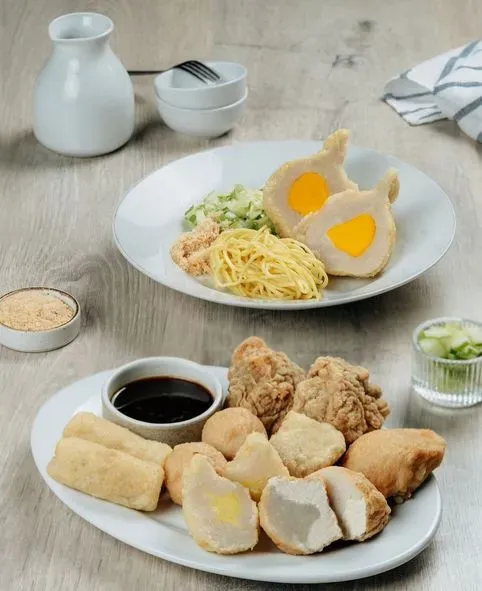 Lemak Nian! 5 Pempek Enak dengan Rating Tertinggi di Palembang