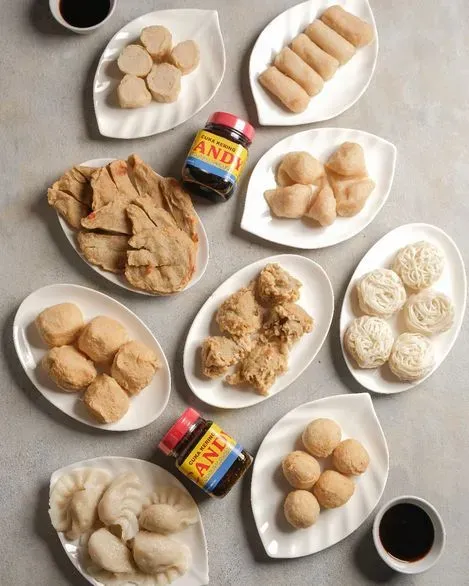 Lemak Nian! 5 Pempek Enak dengan Rating Tertinggi di Palembang