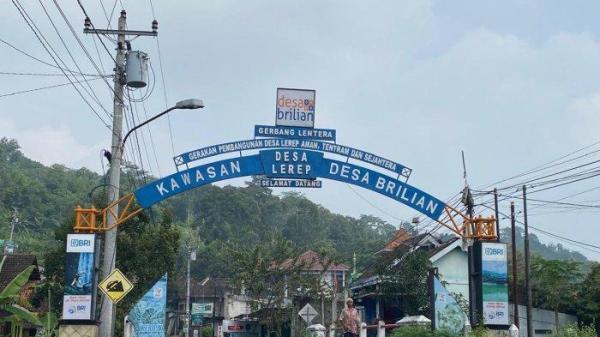 gerbang desa lerep 2