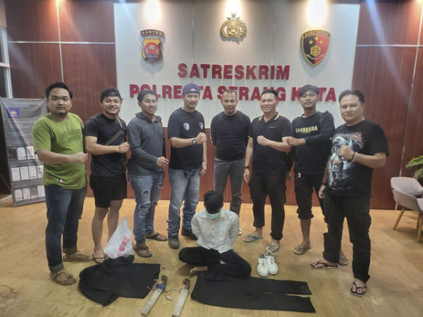 ML (23), pelaku mutilasi kekasihnya di Serang, Banten. <div class=