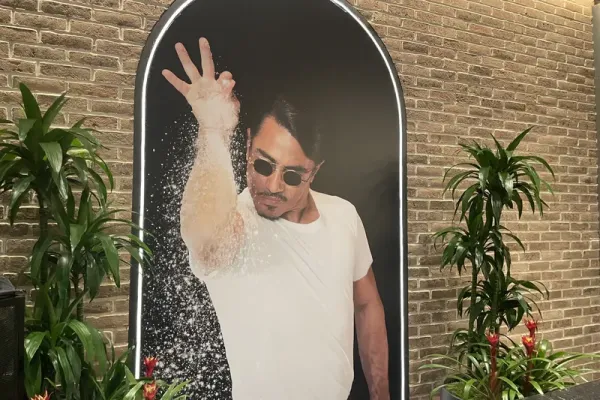 Salt Bae Buka Resto Baru di New York, Tempati Area Toko Daging