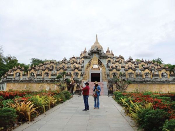 เที่ยววัดวันหยุด - เยือน‘วัดประชาคมวนาราม’ ไหว้‘มหาเจดีย์หินบุโรพุทโธ’