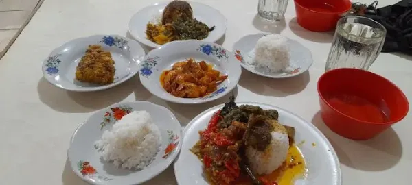 10 Nasi Padang Terkenal Enak di Depok, Ada Favorit Ayu Ting Ting