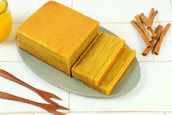 Unik! Ada Program Tabungan Khusus Kue Lapis Lebaran 2026