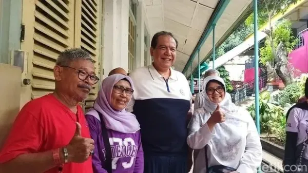 SMAN 1 Jakarta menggelar reuni akbar XI dengan tema 'Bahagianya Kita 11'. <div class=