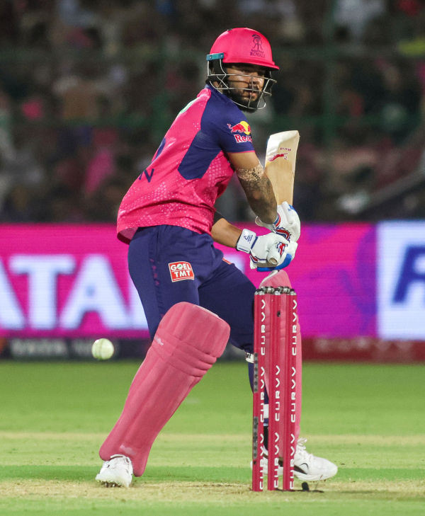 IPL 2025: Ryan Parag hit 6 sixes off 6 balls, good batting but missing 2 - image
