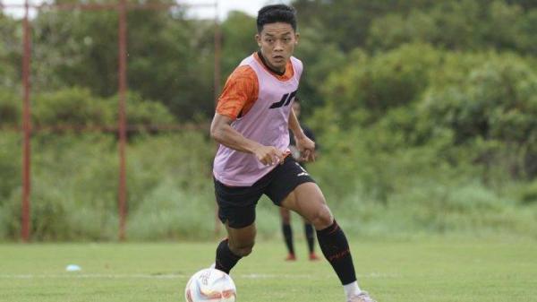 Rio Fahmi saat menjalani latihan bersama Persija Jakarta. Ia dikabarkan diincar Persib Bandung.
