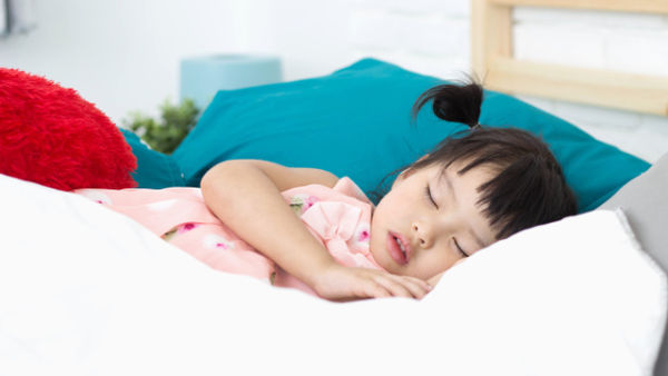 Ilustrasi anak tidur. Foto: Shutter Stock